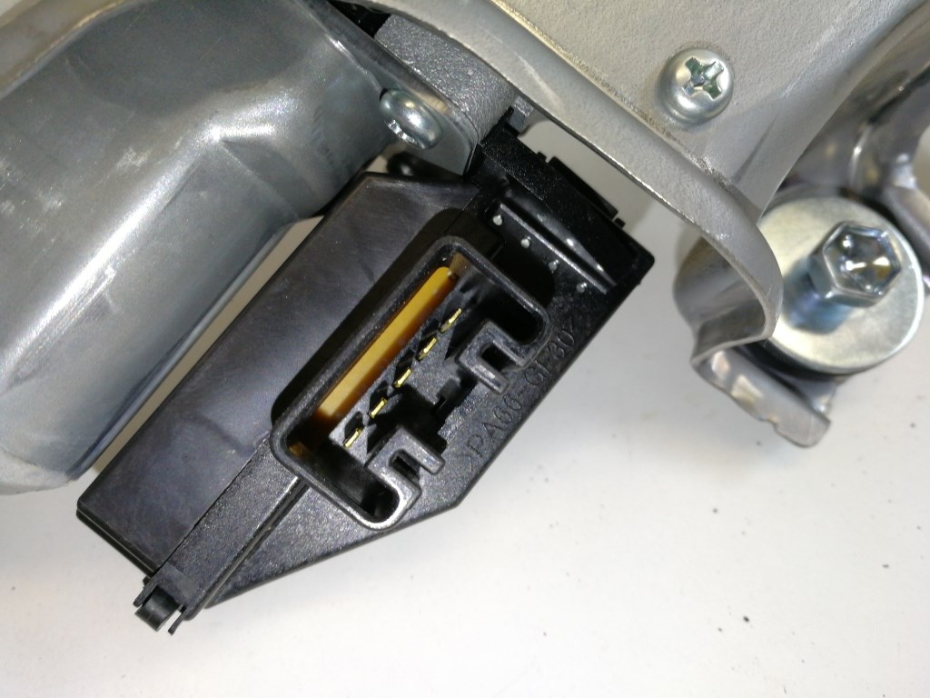 Toyota Auris 5 ajtós hátsó ablaktörlõ motor 8513002050 4. kép