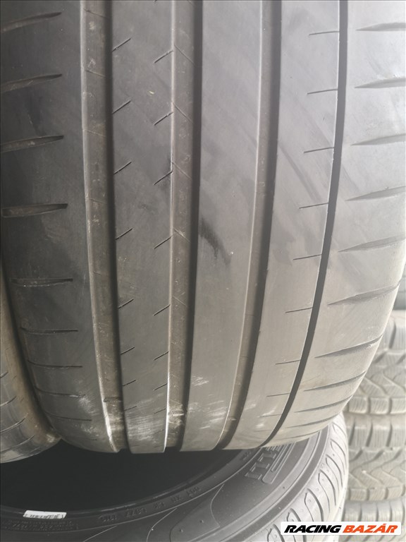  235/3520" 2db használt Michelin nyári gumi gumi 8. kép