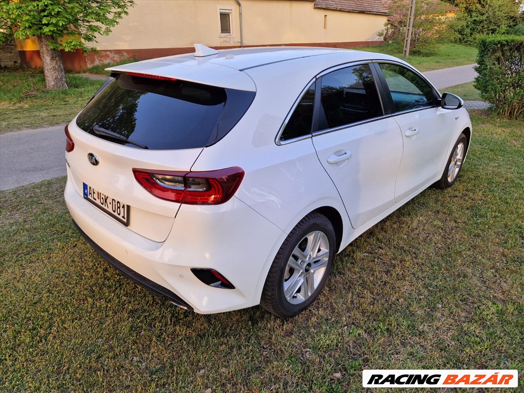 KIA CEE'D Ceed 1.6 CRDi LP Silver DIGIT KLÍMA/ÜLÉSFŰTÉS/KORMÁNYFŰTÉS/TEMPOMAT/NAGY NAVI 6. kép