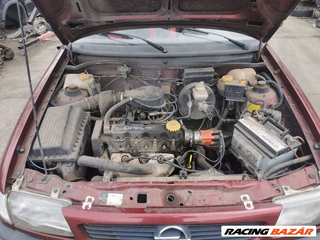 Opel Astra F GL 1.4i benzinmotor  x17nz44kw 2. kép