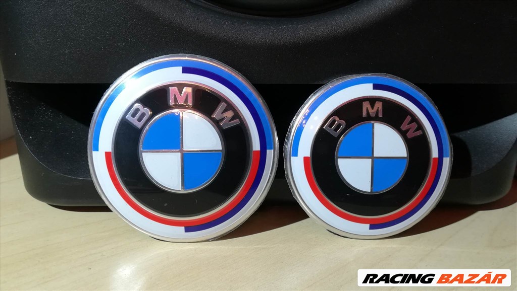 BMW Jubíleumi embléma szett F10, F11, F30, F31, G20, G30 stb modellekhez 1. kép