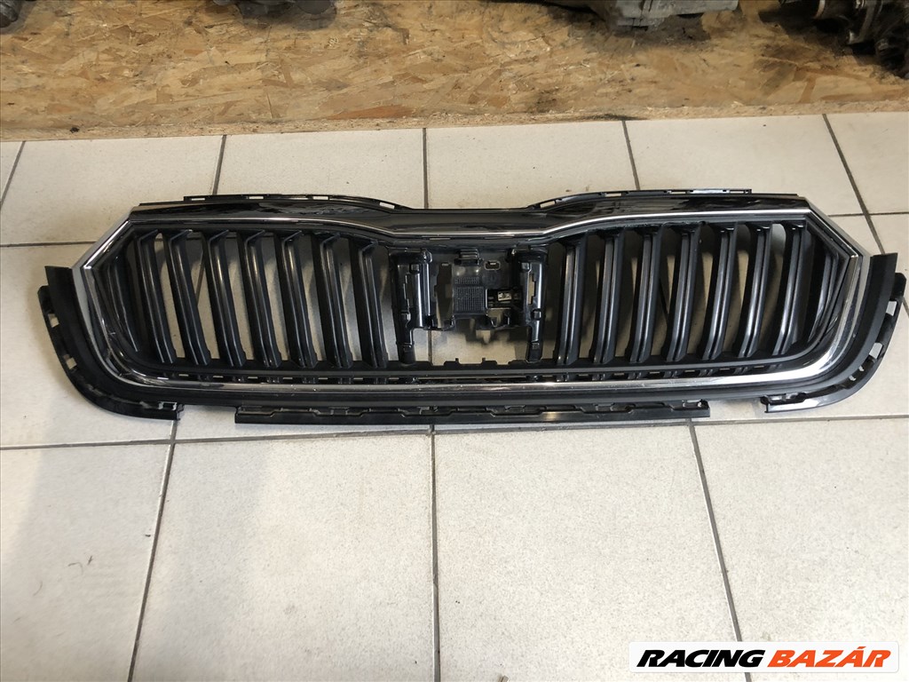 Skoda Octavia IV(5E3) hűtőrács  5e3853653 1. kép