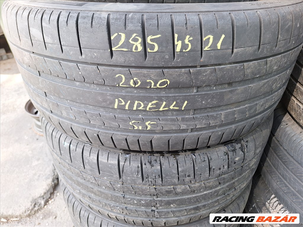  285/45/21"  Pirelli nyári gumi  1. kép