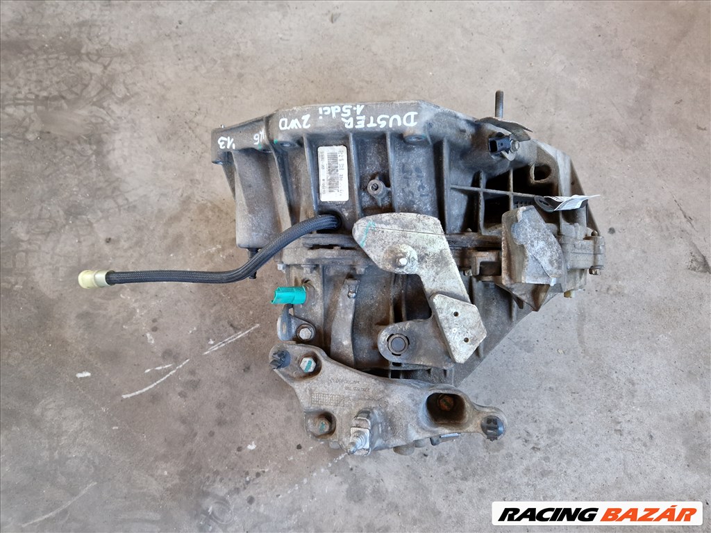 Dacia Duster 1.5 dci váltó  tl4043 2. kép