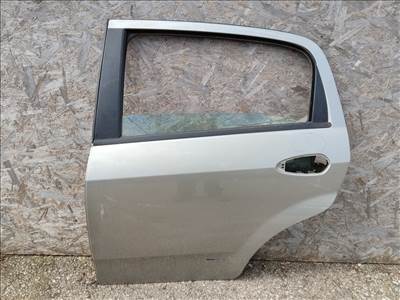 138367 Fiat Grande Punto  2005-2009 bal hátsó ajtó, a képen látható sérüléssel 51776869