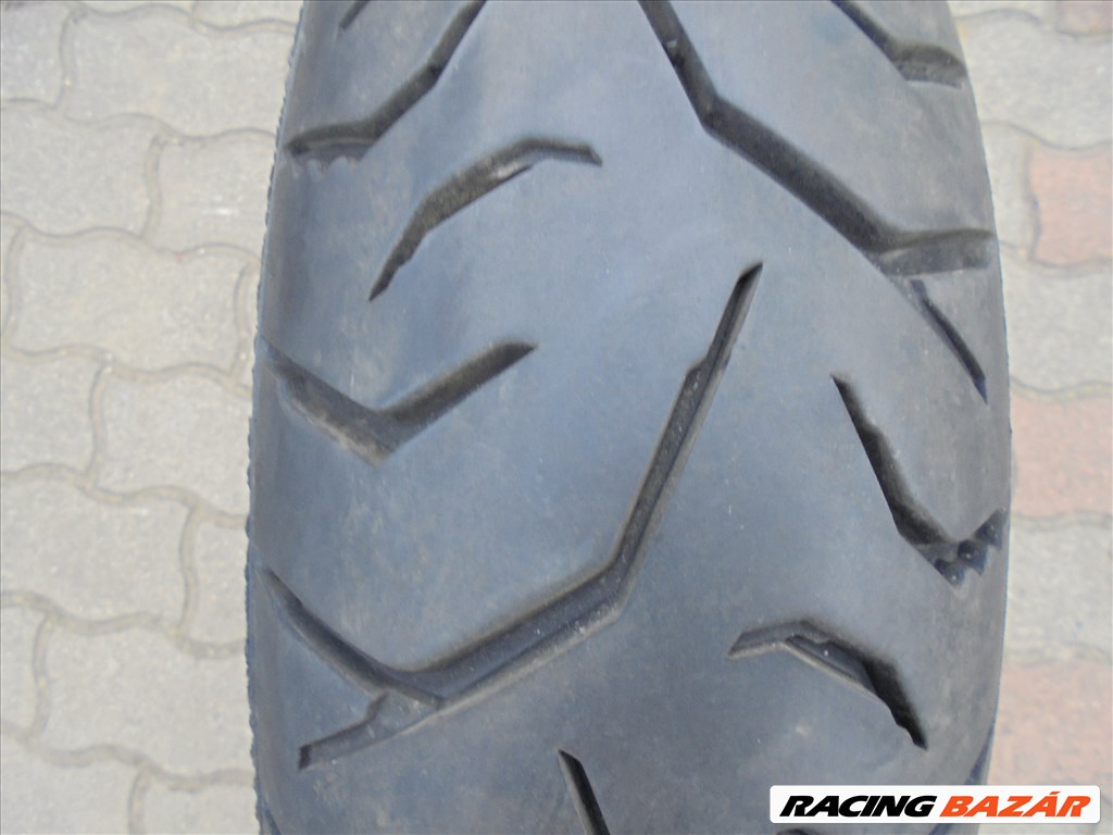 150/70 R 17-es 2022-es szinte új Dunlop motorgumi eladó 7. kép