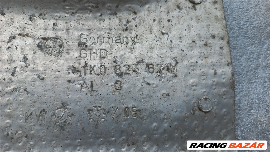Audi A3 8P kipufogó hővédő lemezek 1k0825671m 9. kép