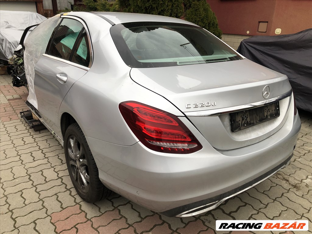 Mercedes C osztály W 205 sedan csomagtér ajtó 1. kép