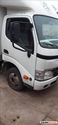 Toyota Dyna bontott alkatrészei