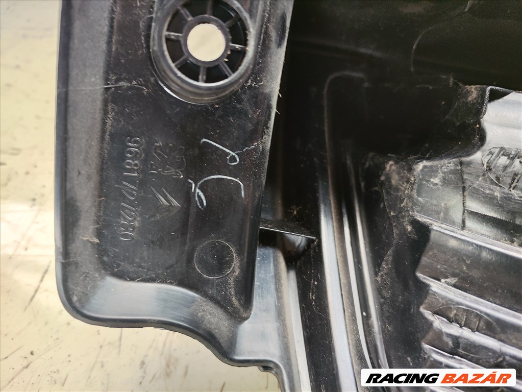 Citroën C3 Picasso bal hátsó lámpa  9681727280 4. kép