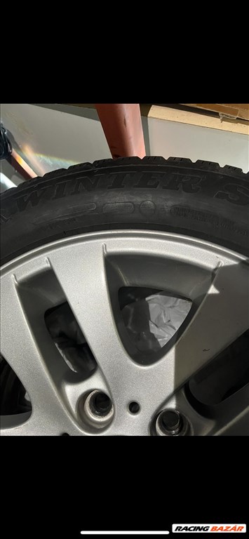  5x120 lyukosztású 16" újszerű alufelni, rajta 205/55 új Dunlop téli gumi gumi  6. kép