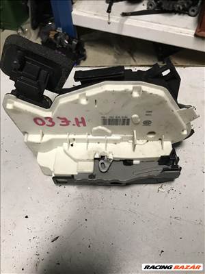 Skoda Octavia III jobb hátsó ajtózár 5e0839016a