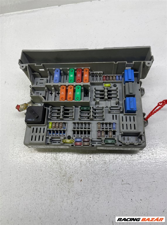 BMW 3-as sorozat E90, E91, E92, E93 biztosítéktábla  6906607 1. kép