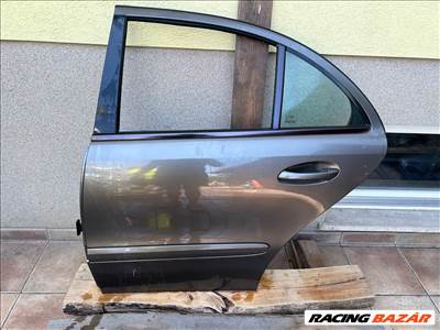 Mercedes E-osztály W211 bal hátsó ajtó 