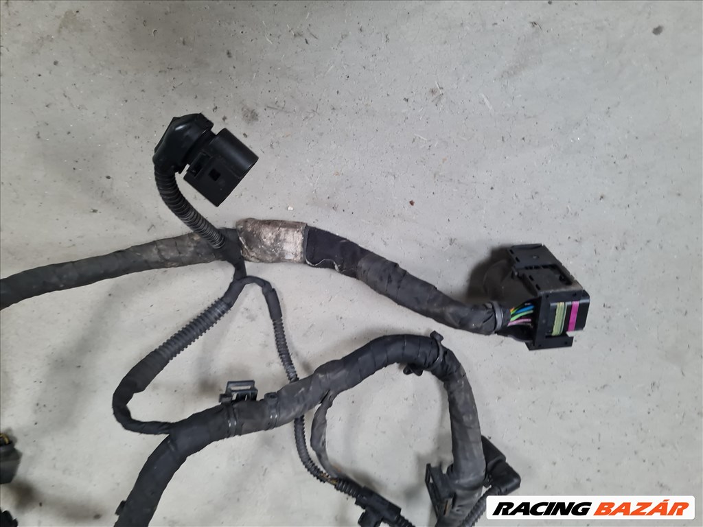 Volkswagen Golf VI 2.0 CR motortér köteg CRB  2. kép