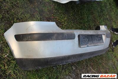 Volkswagen Golf IV hátsó lökhárító (129)