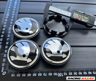 Új Skoda 65mm 3B7601171 Felni Alufelni Kupak Közép Felnikupak Embléma Felniközép Porvédő