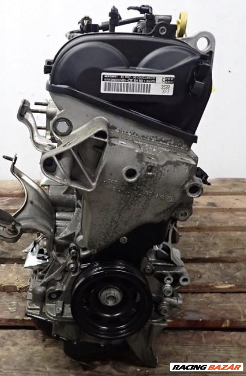 Skoda Karoq, Volkswagen Passat B8 CZE motor  2. kép