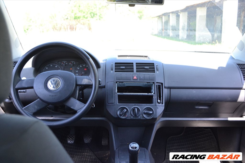Volkswagen Polo IV 9N 1.2 bontási alkatrész, bontás! Motorkód: AZQ Színkód: LA7W  5. kép