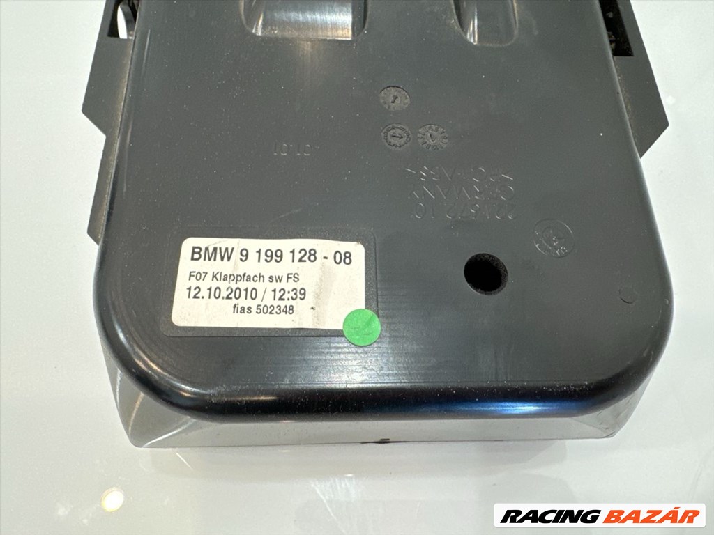 BMW F07 5GT 530 535 540 550 bal első tároló rekesz 9199128 5. kép