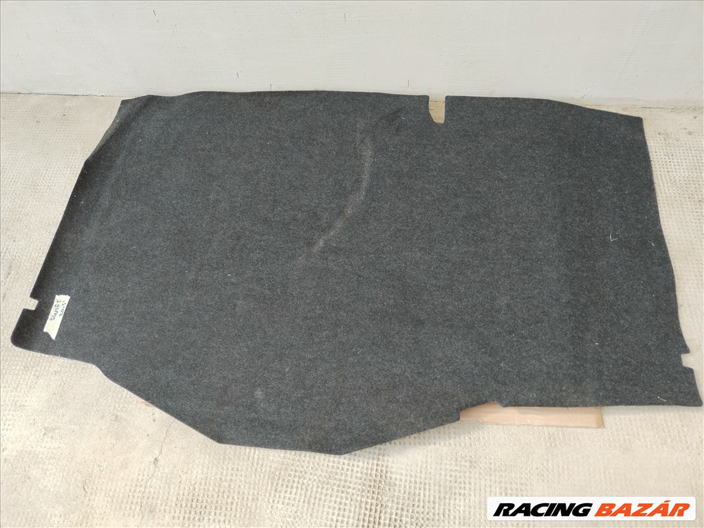 Suzuki Swift VI csomagtér szőnyeg 7513068L00r3f 1. kép