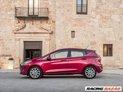 Ford Fiesta mk8 gyári velúr szőnyeg szett