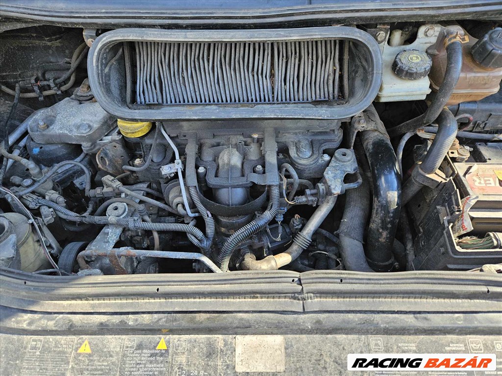 Renault Espace IV bontott alkatrészei 7. kép