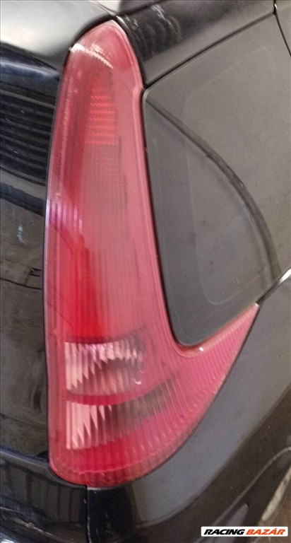 Peugeot 206 sw jobb hátsó lámpa  1. kép