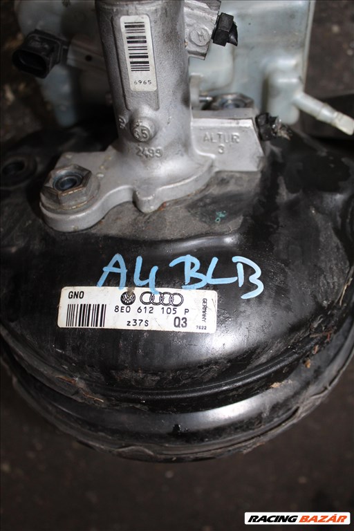 Audi A4 B7 2004-2009 2.0D fékrásegítő devander 8e0612105p 2. kép