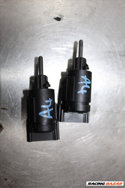 Audi A4 B7 2004-2009 2.0D féklámpa kapcsoló 1. kép