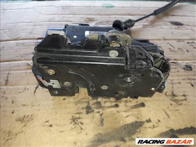 Skoda Octavia II Bal Első Ajtó Zárszerkezet  Központizár Motor 3D1837015