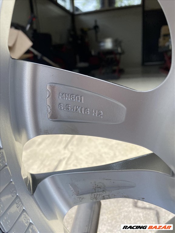  5x114.3 lyukosztású 6,5JJ 16" új Oxxo alufelni 4. kép