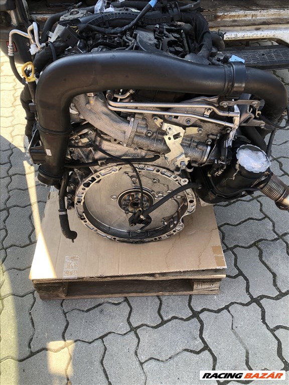 Mercedes Benz 651-es kereszt motor 130.000 Km! 5. kép