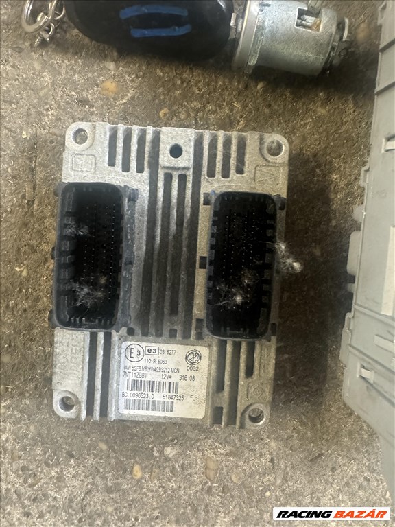 Fiat Grande Grande Punto CNG motorvezérlő szett 51847325 5184732551826317 2. kép