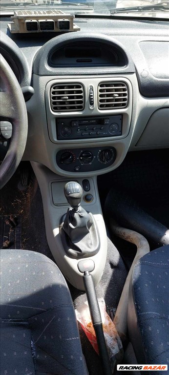Renault Thalia I bontott alkatrészei (24/99) 8. kép