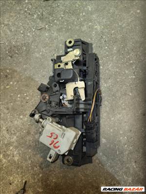 Audi A6 (C5 - 4B) Csomagtér ajtó kilincs  8d9827565 8d9827565h