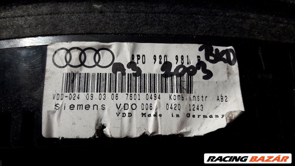 Audi A3 8P Óraegység / Kilométeróra 8P0 920 981 B 4. kép