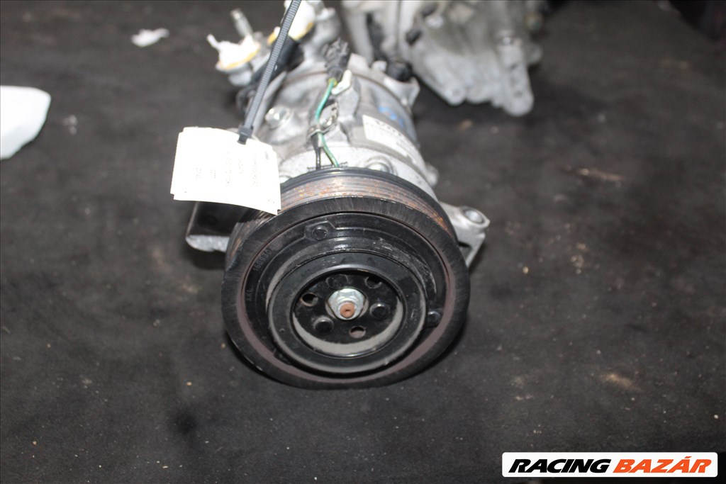 Volvo V40 2.0TD 2012 Klímakompresszor P31469966 (20) 3. kép