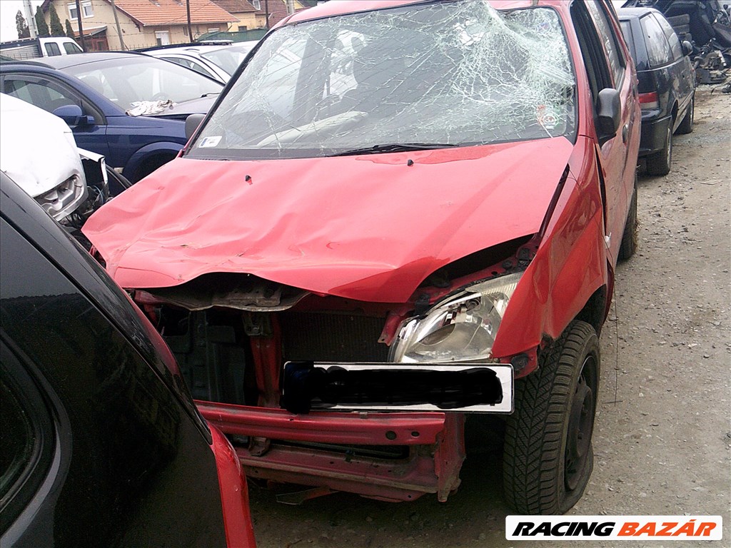 Suzuki Ignis 2005-ös alkatrészek eladó* 3. kép