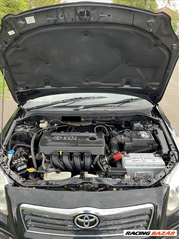 Toyota Avensis (T250) bontott alkatrészei 8. kép