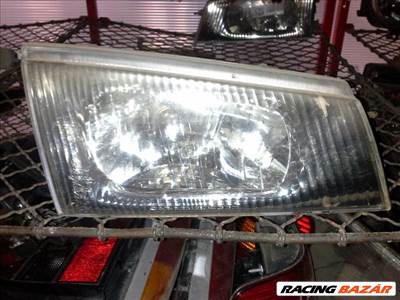 Kia Pregio Fényszóró Jobb "000503"