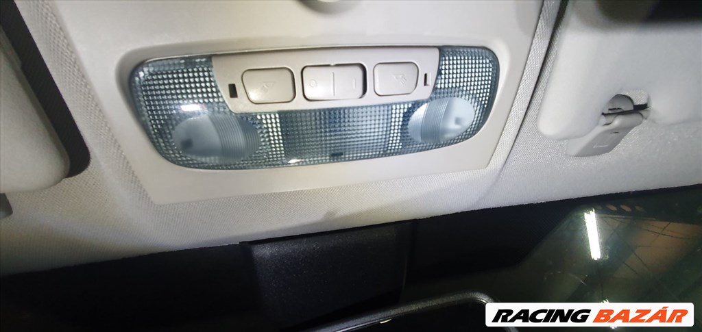 Ford Fiesta Mk6 belső világítás 1. kép