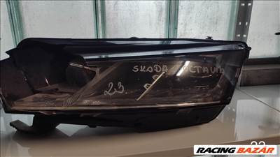 Skoda Octavia IV fényszóró  5e4941015a