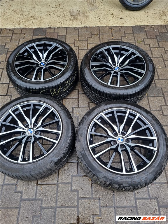  5x120 lyukosztású 20" újszerű gyári alufelni, rajta 275/45 305/40 újszerű Pirelli téli gumi szett 1. kép