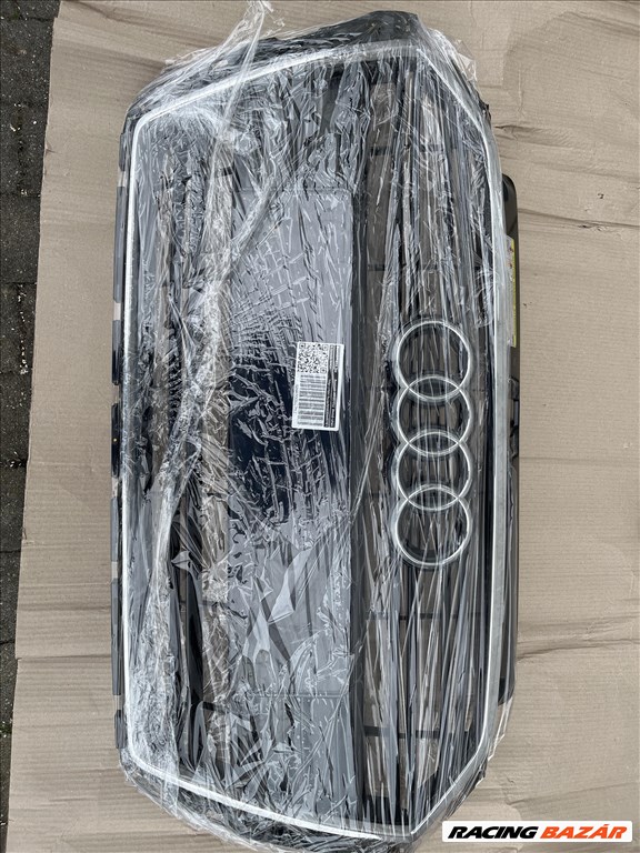 Audi A3 (8V) hűtő díszrács  8v3853651aa 1. kép