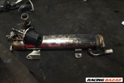 Volkswagen Tiguan 2010 2.0D EGR hűtő 03L131512B