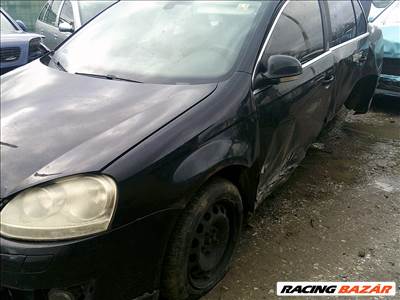 Volkswagen Jetta 2006-os alkatrészek eladó*