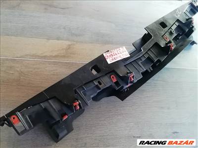 Opel Astra J zárhíd 