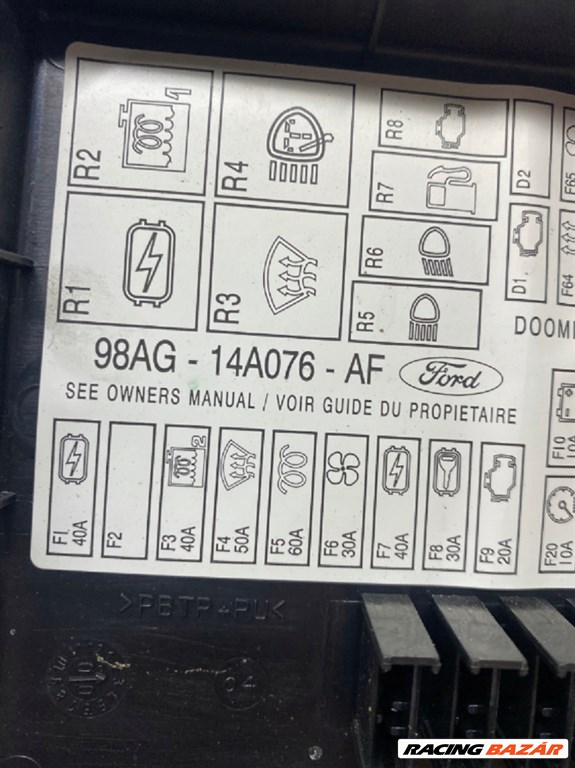Ford Focus Mk1 biztosítéktábla  98ag14a142ac 2. kép