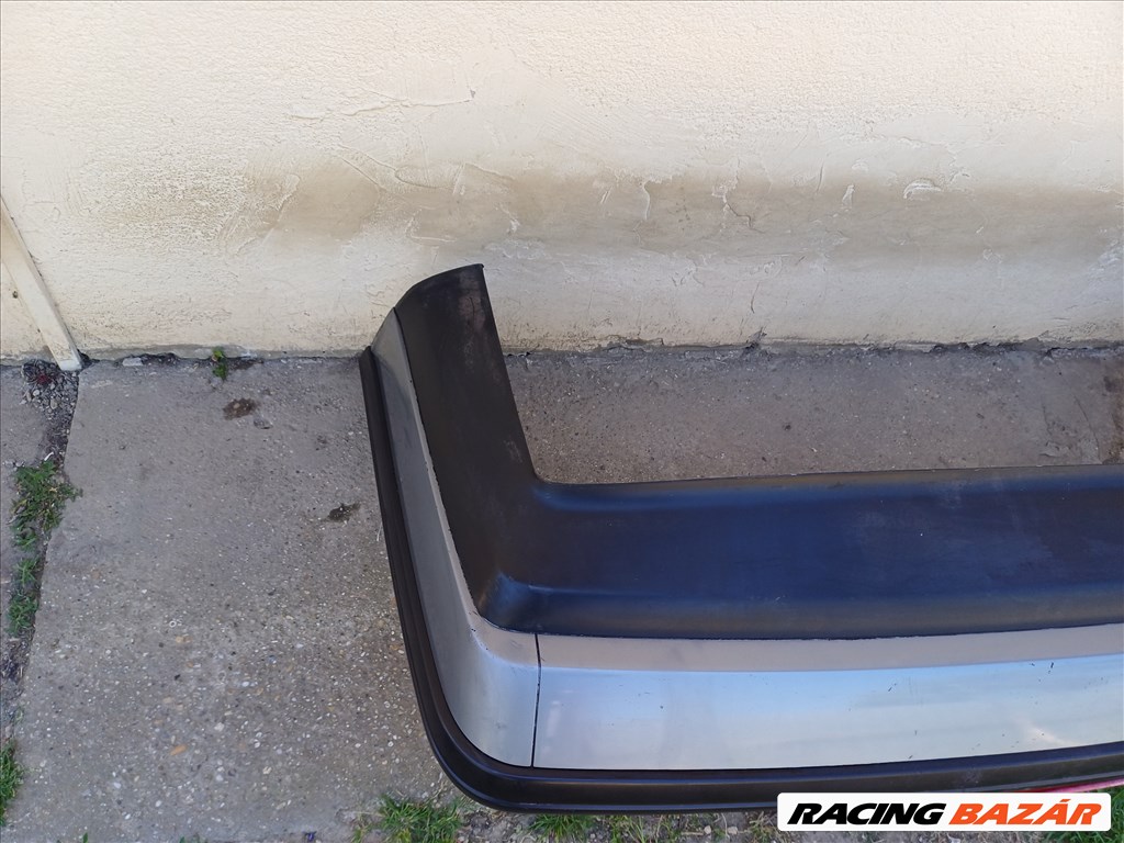 BMW 7-es sorozat E32 hátsó lökhárító  3. kép